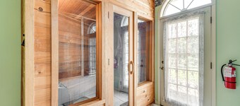 Geneva Vacation Rental w/ Vineyard & Lake Views!