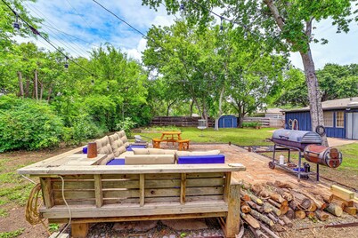 9 Mi to Dtwn: Fort Worth Home w/ Patio & Yard
