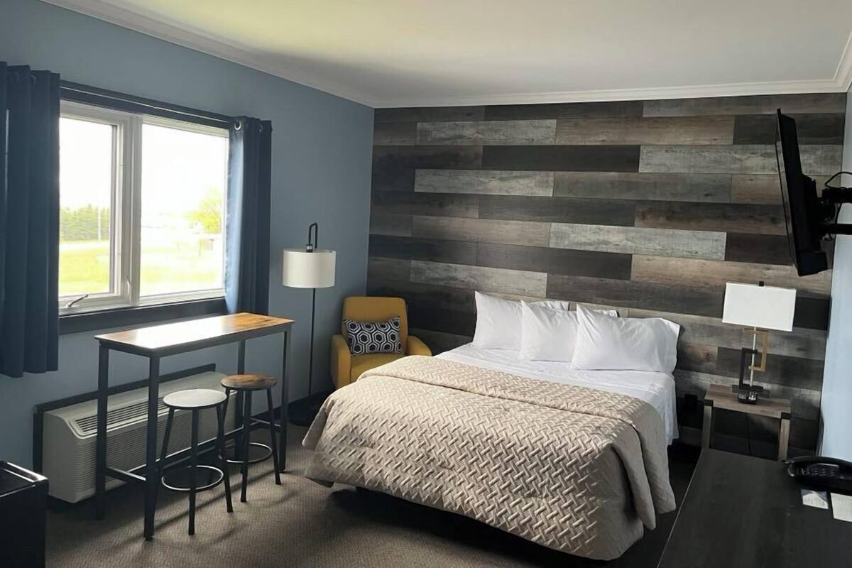 1 bedroom, desk, laptop workspace, iron/ironing board