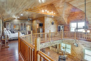 House (3 Bedrooms) | Interior - Rustic Retreat in Hickman on 160 Acres w/ Views! (Hickman)