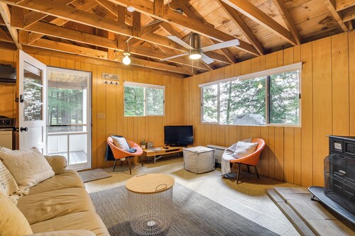 Private Dock on Messalonskee Lake: Cozy Cottage!