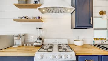 Cottage (3 Bedrooms) | Interior