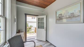 Rumah (2 Bedrooms) | Interior