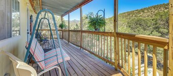 Mountain-view Cottage in Nogal Near Nat'l Forest!