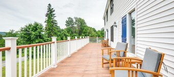 Meredith Studio Near Downtown: Hike, Swim, Ski!