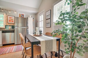 Cottage (2 Bedrooms) | Interior