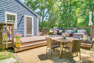 Cottage (2 Bedrooms) | Front of property