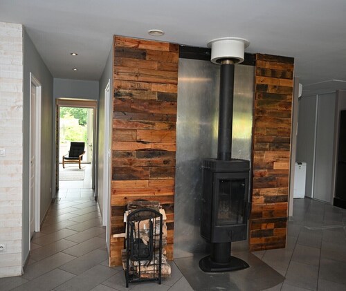 LES LAVANDES Gîte avec un JACUZZI.