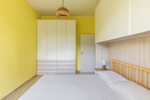 Appartement, balcon | Accès au Wi-Fi (inclus), literie fournie