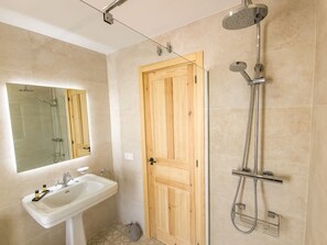 Shower, hair dryer, towels, soap - A034 - Cabo Palos (Moraira)
