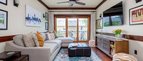 TV, fireplace, offices