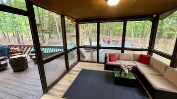 House, 4 Bedrooms | View from property