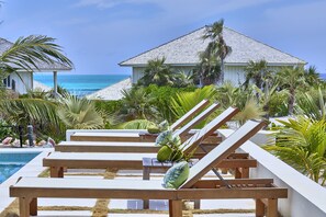 Bungalow, 1 Bedroom | Pool