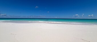 The Beach Bungalow - One 1 Bedroom Home