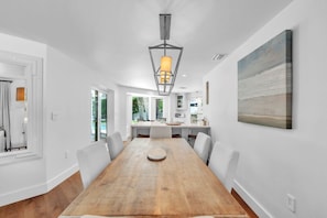 House, 2 Bedrooms | Dining