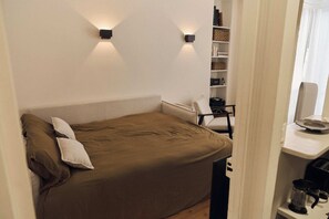1 bedroom, WiFi, bed sheets - Cosy Studio Nation 12e (Paris)