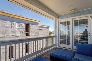 Terrace/patio - 4BR Duplex Steps to Beach! (Kure Beach)