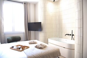 Luksus-dobbeltrom (2) | Minibar, individuelt dekorert, individuelt innredet og skrivebord