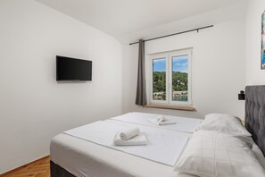 1 quarto, ferros/tábuas de passar roupa, Wi-Fi, roupa de cama