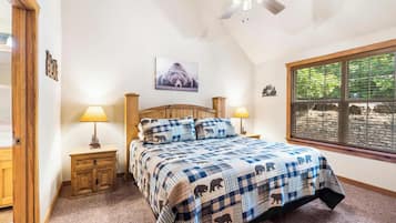 Cabin, Multiple Beds, Balcony, Garden View (Baldknobber Ridge Escape) | 2 bedrooms, individually decorated, individually furnished, bed sheets