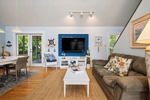 TV - Sunkissed: Comfy Cottage with Ocean Views and Close Beach Access (Oak Island)