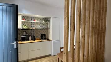 Superior Townhome | 1 bedroom, free WiFi