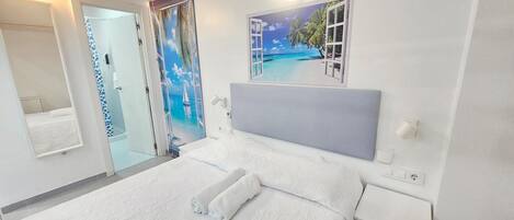 2 bedrooms, iron/ironing board