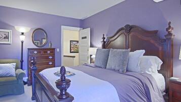 Classic Room, Non Smoking | 1 bedroom, individually decorated, individually furnished