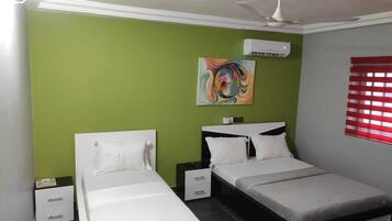 Room, 1 Bedroom, Balcony, Garden View | 1 bedroom