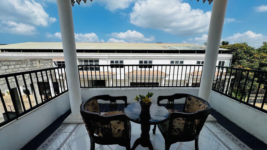 Ramlyn Guesthouse & Restaurant