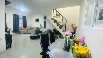 House | Dining