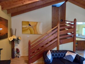 Interior - Grampians Trail Cottage (Halls Gap)