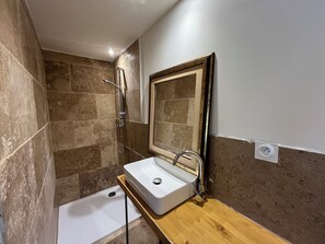 Handtücher, Toilettenpapier