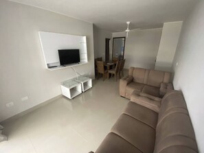 Apartment, 2 Schlafzimmer | Wohnbereich
