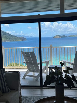 Interior - Mermaid Escape~Romantic Getaway Newly Renovated with Luxurious & Stunning Views (St Thomas)