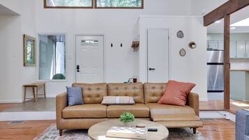 Smart TV, fireplace, books