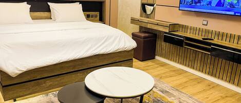 行政客房, 陽台 | 書桌、筆電工作空間、遮光布/窗簾、隔音