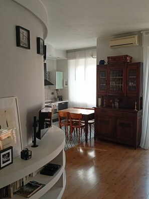 Smart TV 40 pulgadas con canales de televisión digitales