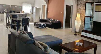 Villa Spacieuse et Confort