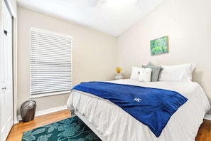 House, Multiple Beds, Kitchen, Garden View (Cabana in Little Havana) | 3 bedrooms, individually decorated, individually furnished, bed sheets - Cabana in Little Havana (Tampa)