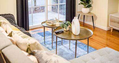 StayAU Newly Family Comfort Vibrant WIFI 5BRM Glen