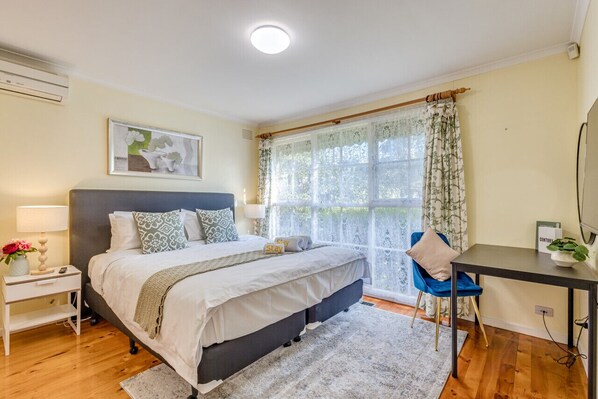 5 bedrooms, iron/ironing board, travel cot, free WiFi