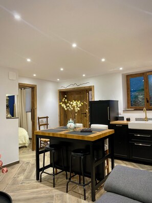 Interior - Latelier , Cosy et Neuf (Bozel)