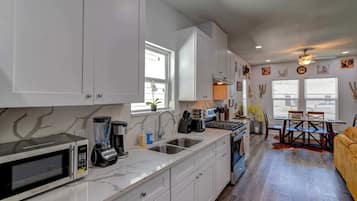 House, Multiple Beds, Patio, Garden View (Cowboy Ranch House) | Private kitchen | Coffee/tea maker