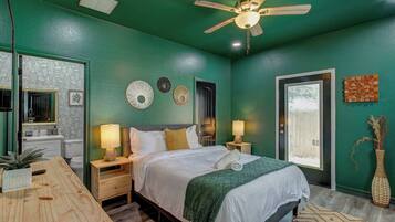 Casa, varias camas, patio, vistas al jardín (Cowboy Ranch House) | 3 dormitorios, decoración individual, mobiliario individual