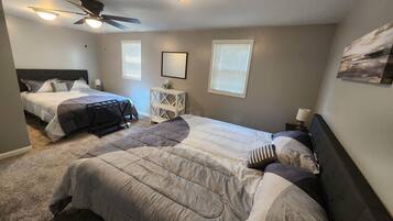 4 bedrooms, desk, iron/ironing board, travel crib