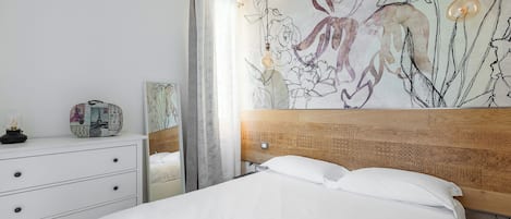 Apartment | 1 bedroom, laptop workspace, iron/ironing board, free WiFi