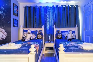 4 soverom, strykejern/-brett, reiseseng for barn og wi-fi