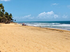 Una playa cerca