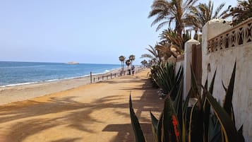 Sun loungers